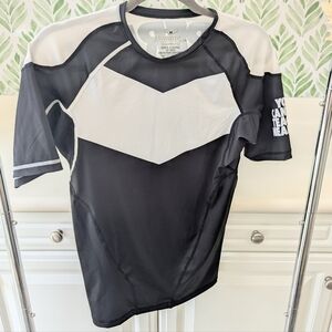 Hyperfly Black And White Women's Rash Guard Compression Top Medium